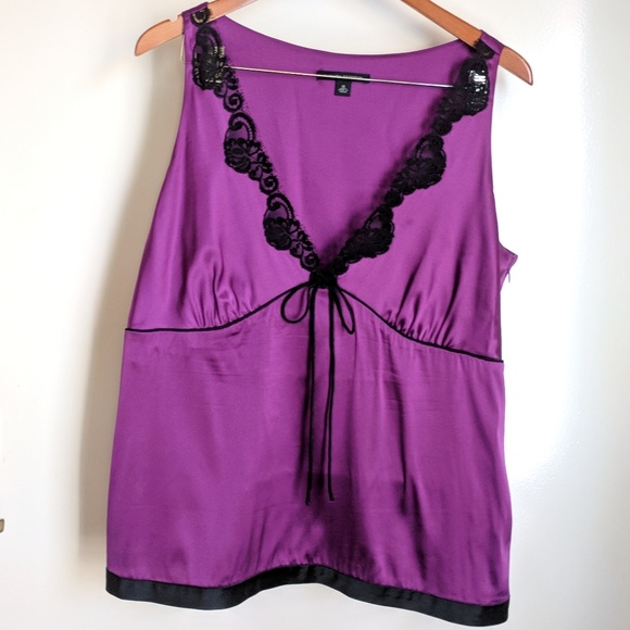 Banana Republic Tops - Banana Republic silk violet & black lace tank top